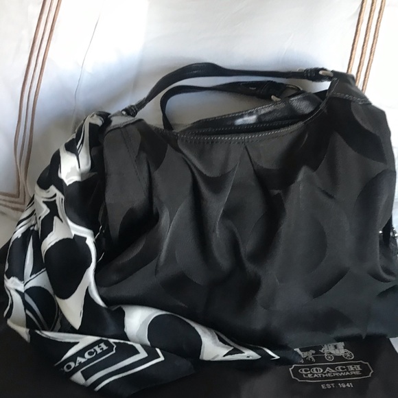 COACH Vintage Signature Black Bag with scarf - Picture 5 of 12